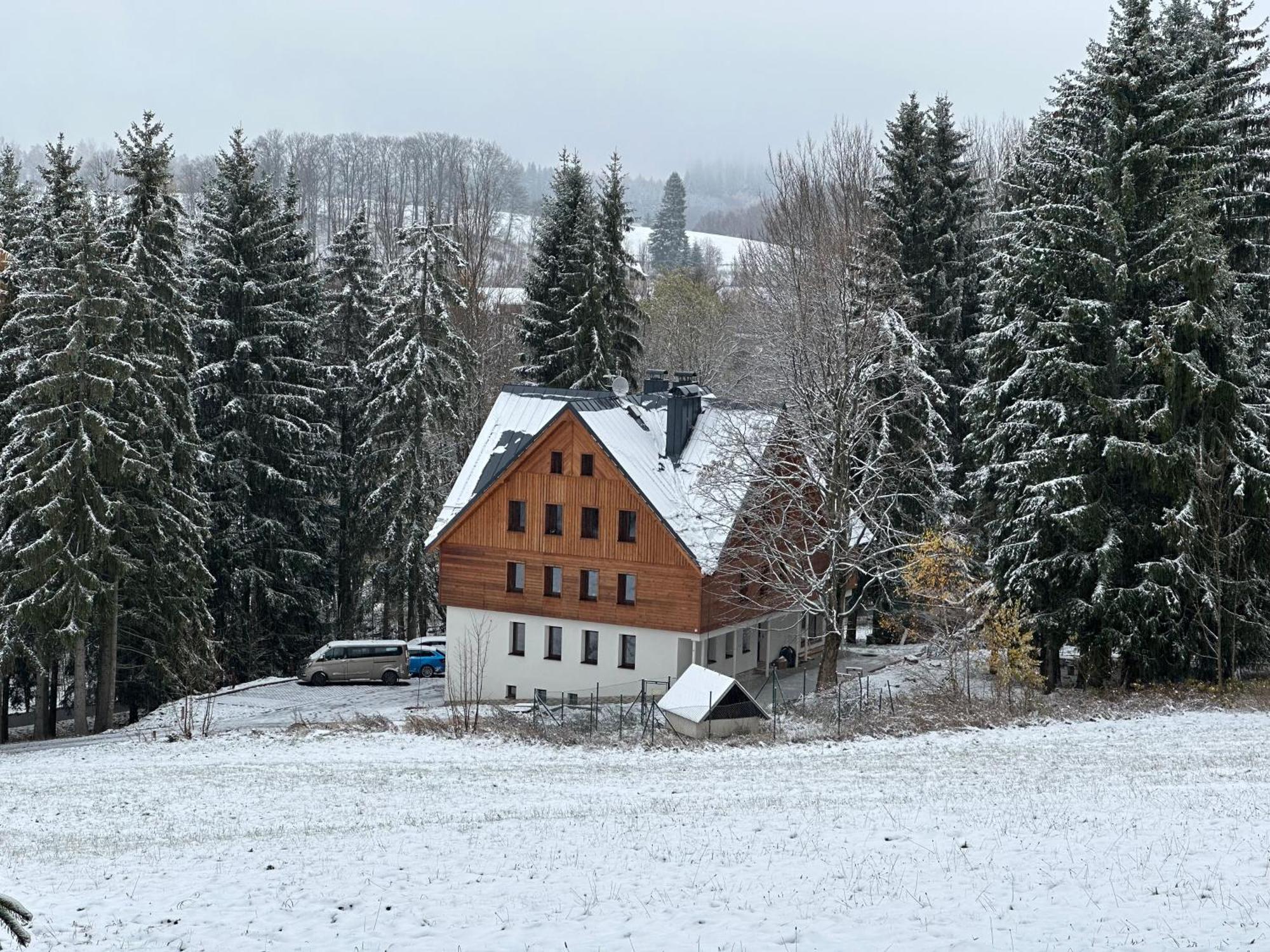 Apartmany Vesna Nova Ves nad Nisou Exterior foto